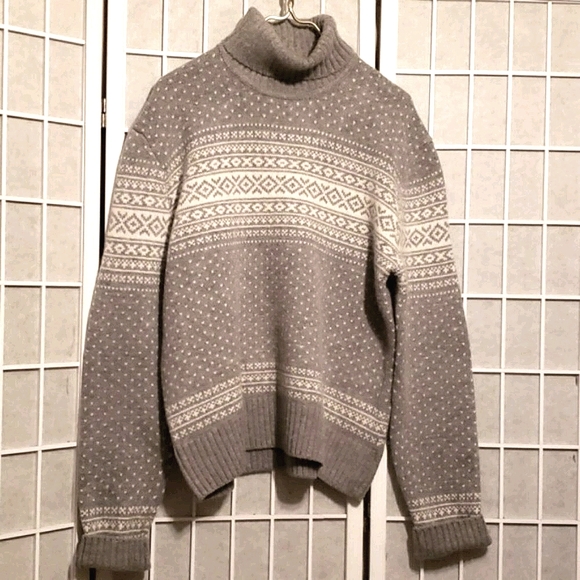 H&M L.O.G.G. TURTLENECK SWEATER SZ L